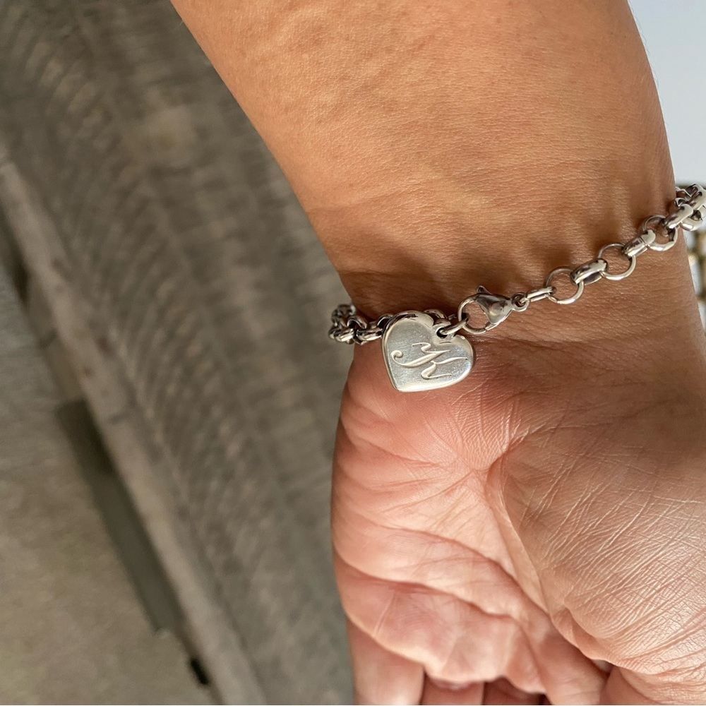 Things Remembered Silver Heart Charm Link Bracelet- Initial “K”